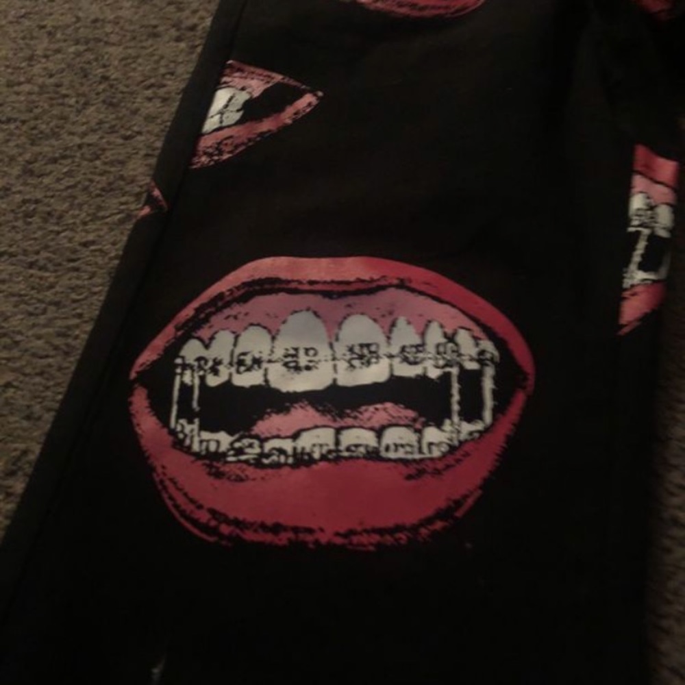 Chinatown Market “Mouth Pants” - Picture 2 of 3